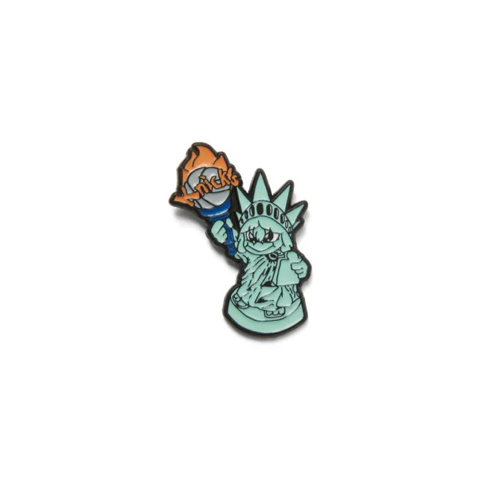 HALF EVIL KNICKS CARTOON PIN